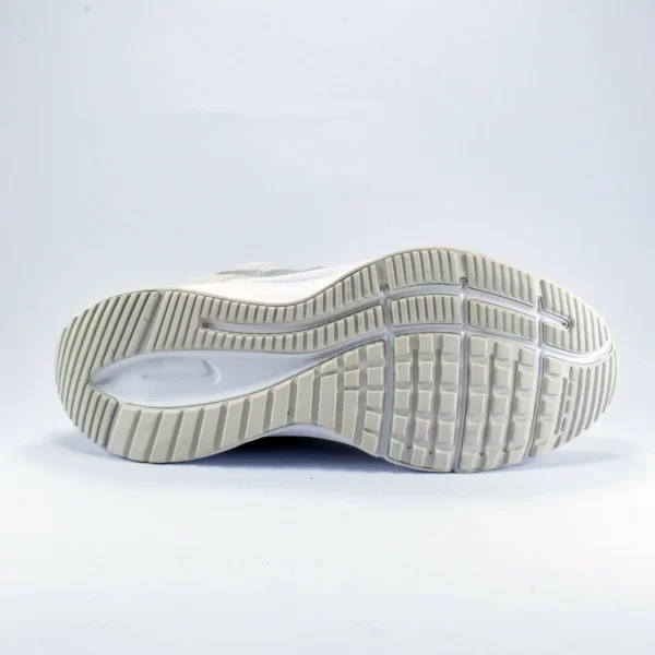 Nike Quest 4 White Photon Dust - Image 2