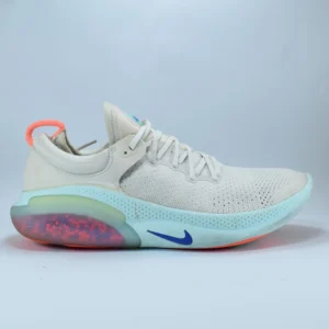 Nike Joyride Run Flyknit